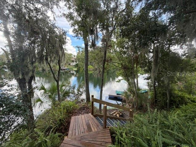 Listing photo for 950 Lake Cove Trl