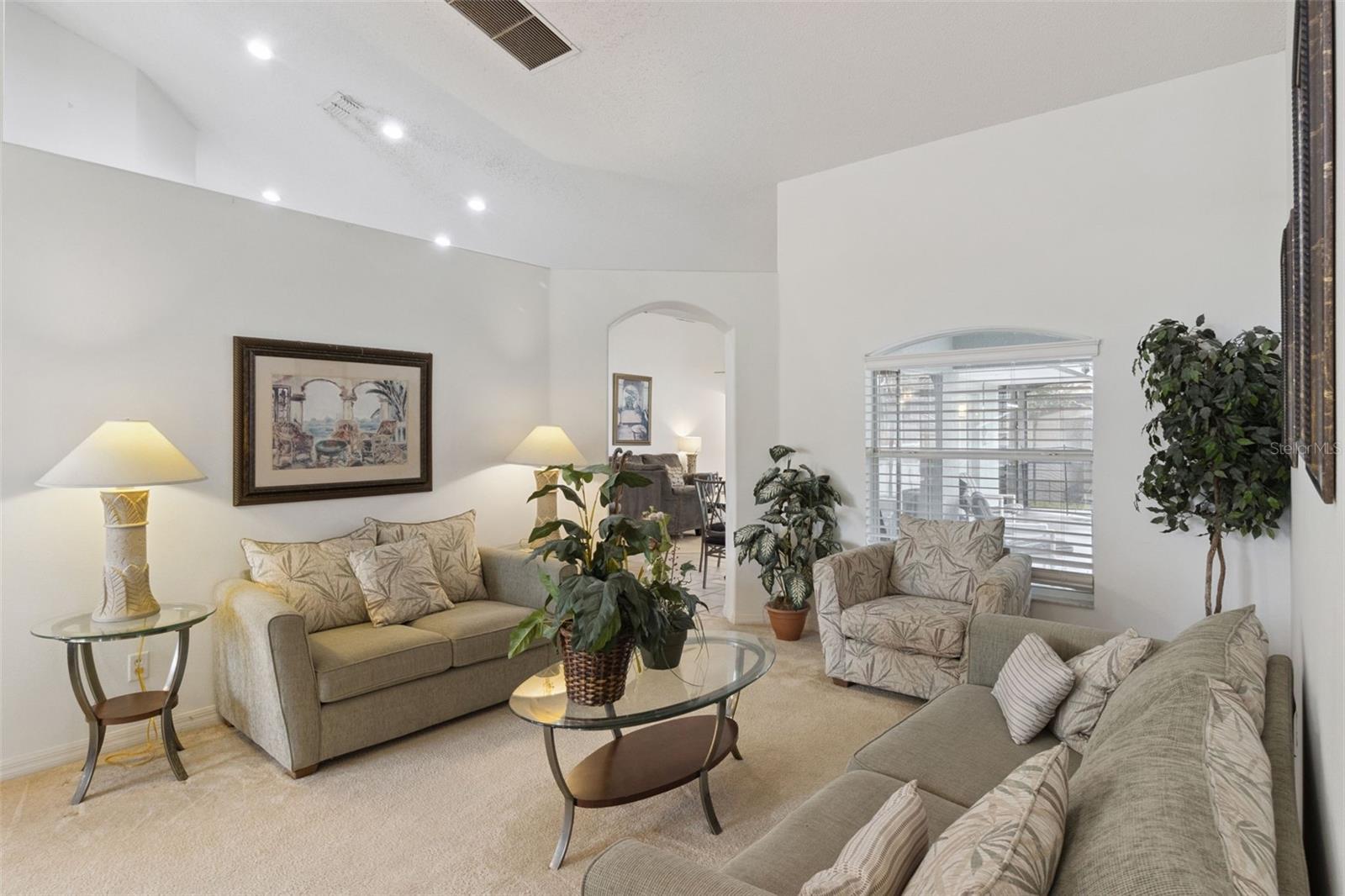 Listing photo 3 for 3144 Ibis Hill St