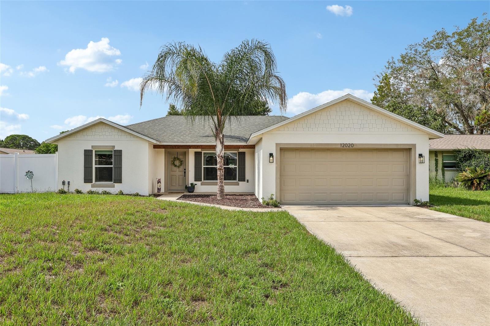 Listing photo 1 for 12020 Virginia Dr