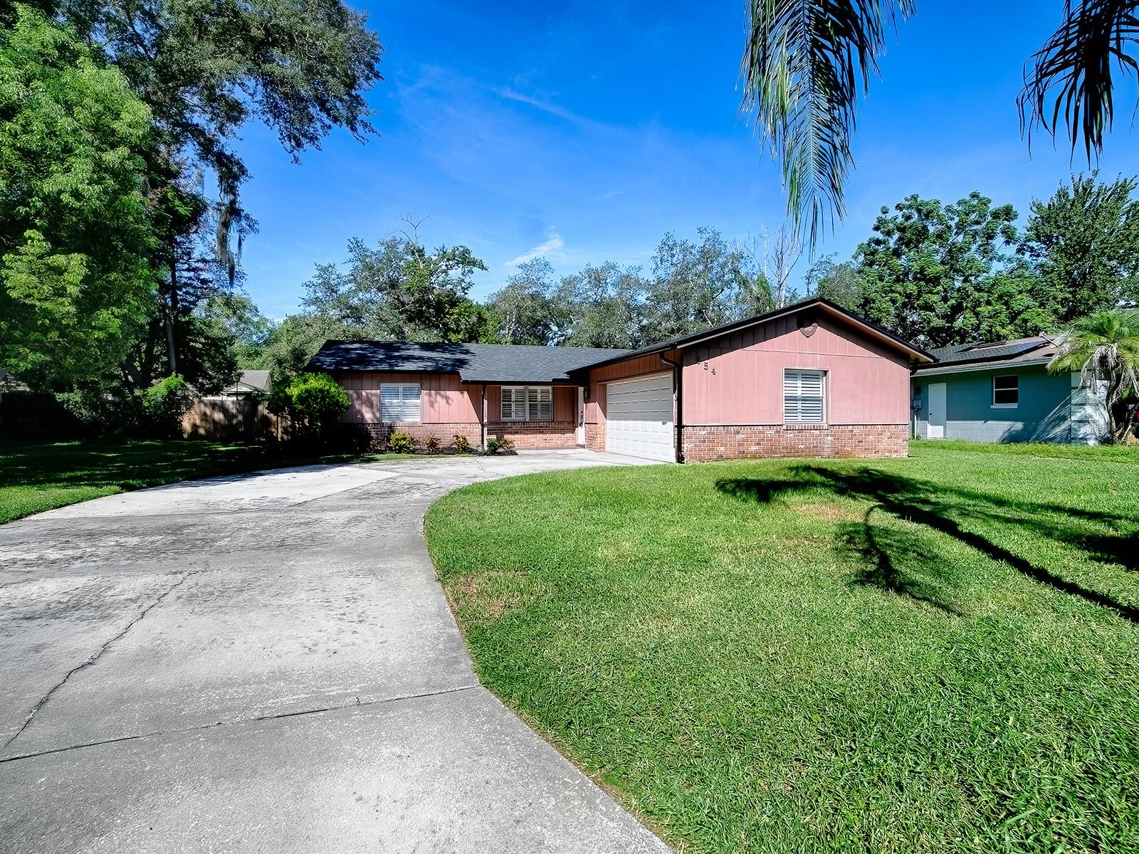 154 ESSEX DRIVE