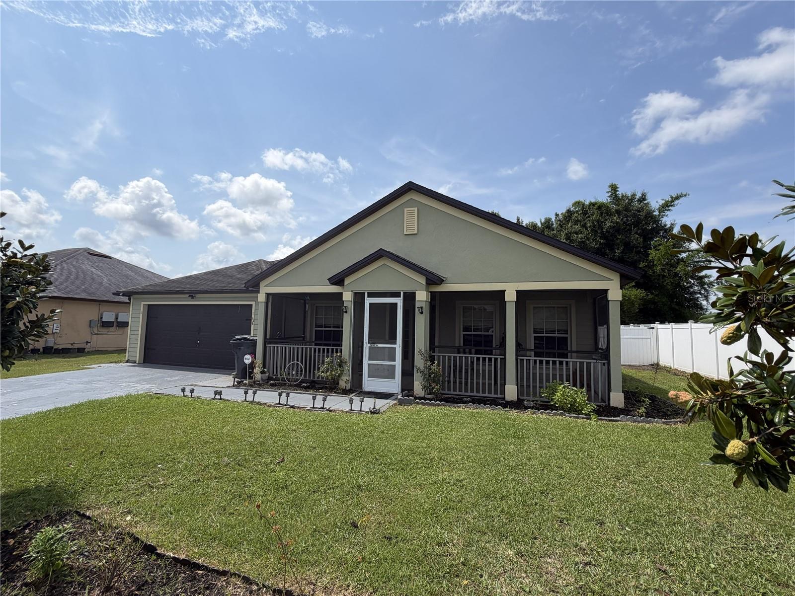 Listing photo for 426 Bar Ct