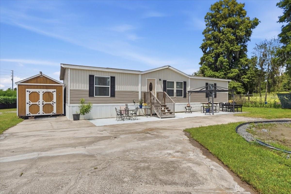 Listing photo 2 for 2531 Dawn Heights Dr