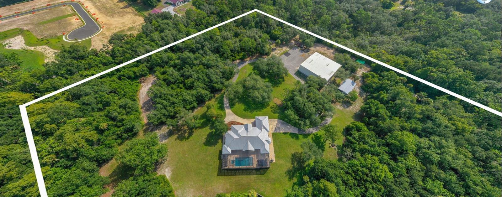 Listing photo 3 for 1617 Horseshoe Creek Rd