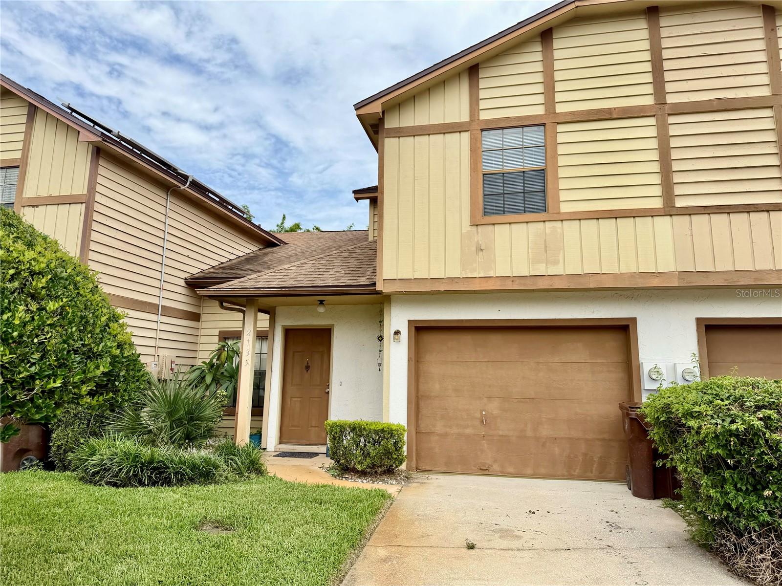 2135 BALBOA WAY