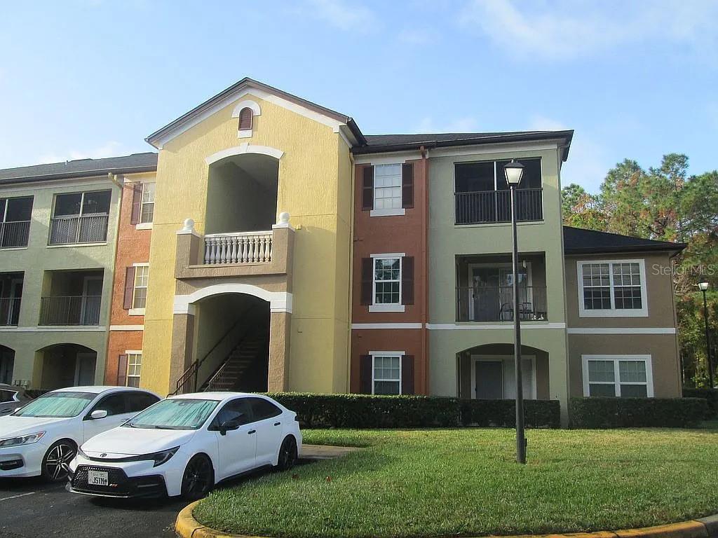 12500 CREST SPRINGS LANE Unit 1027