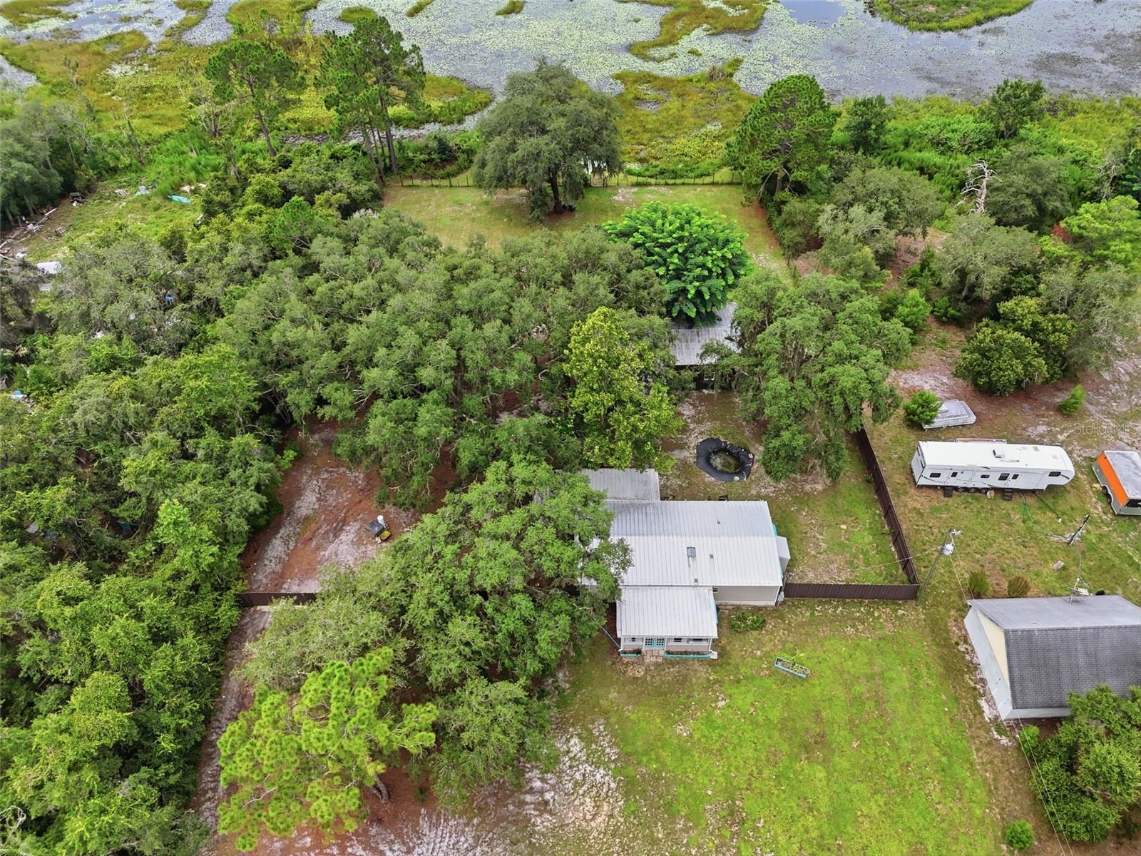 Listing photo 2 for 31622 Another Anna Rd