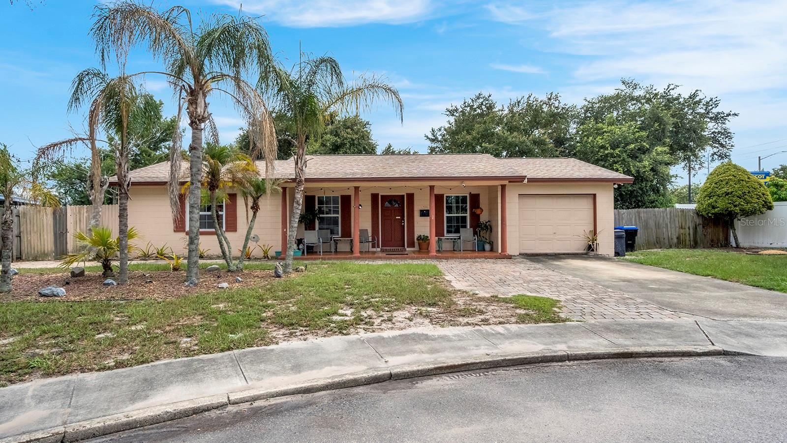 2906 FIELDCREST COURT