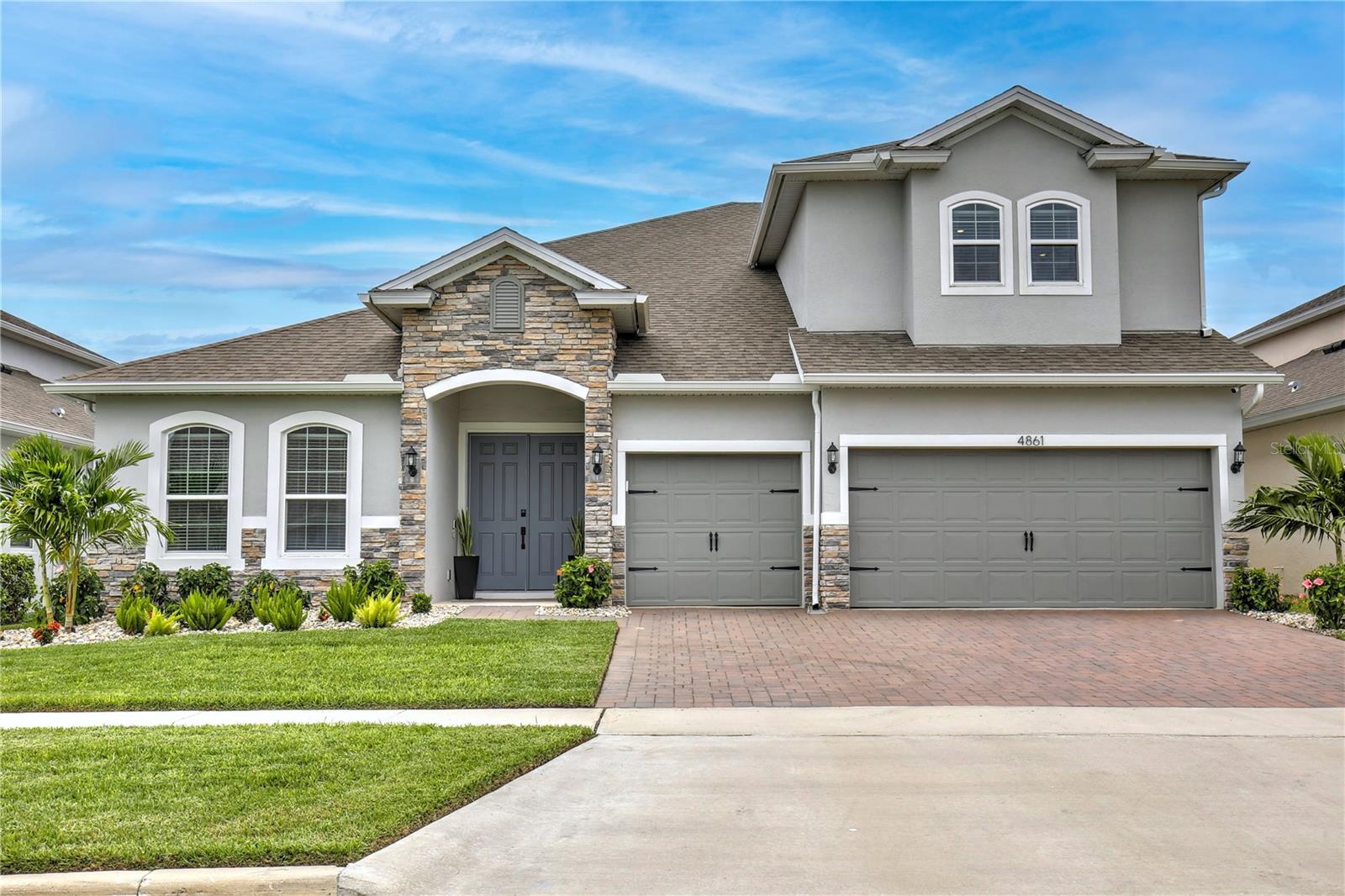 Listing photo 1 for 4861 Cragmere Loop
