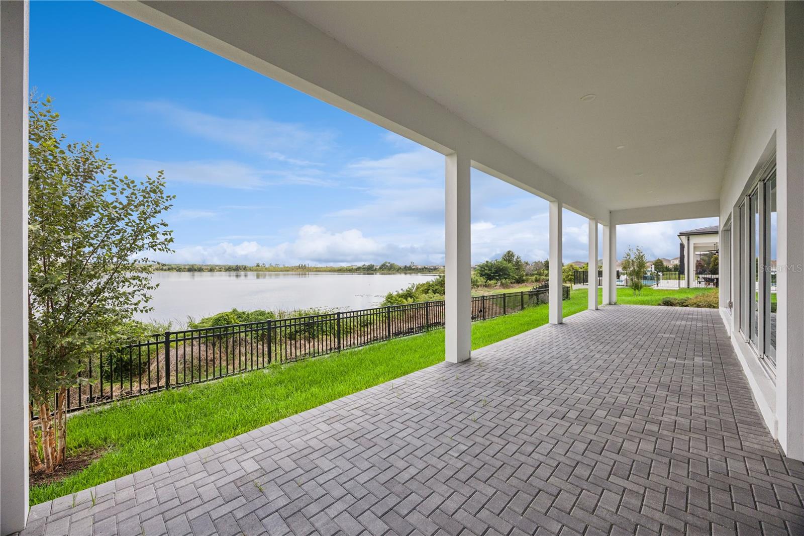 Photo 32