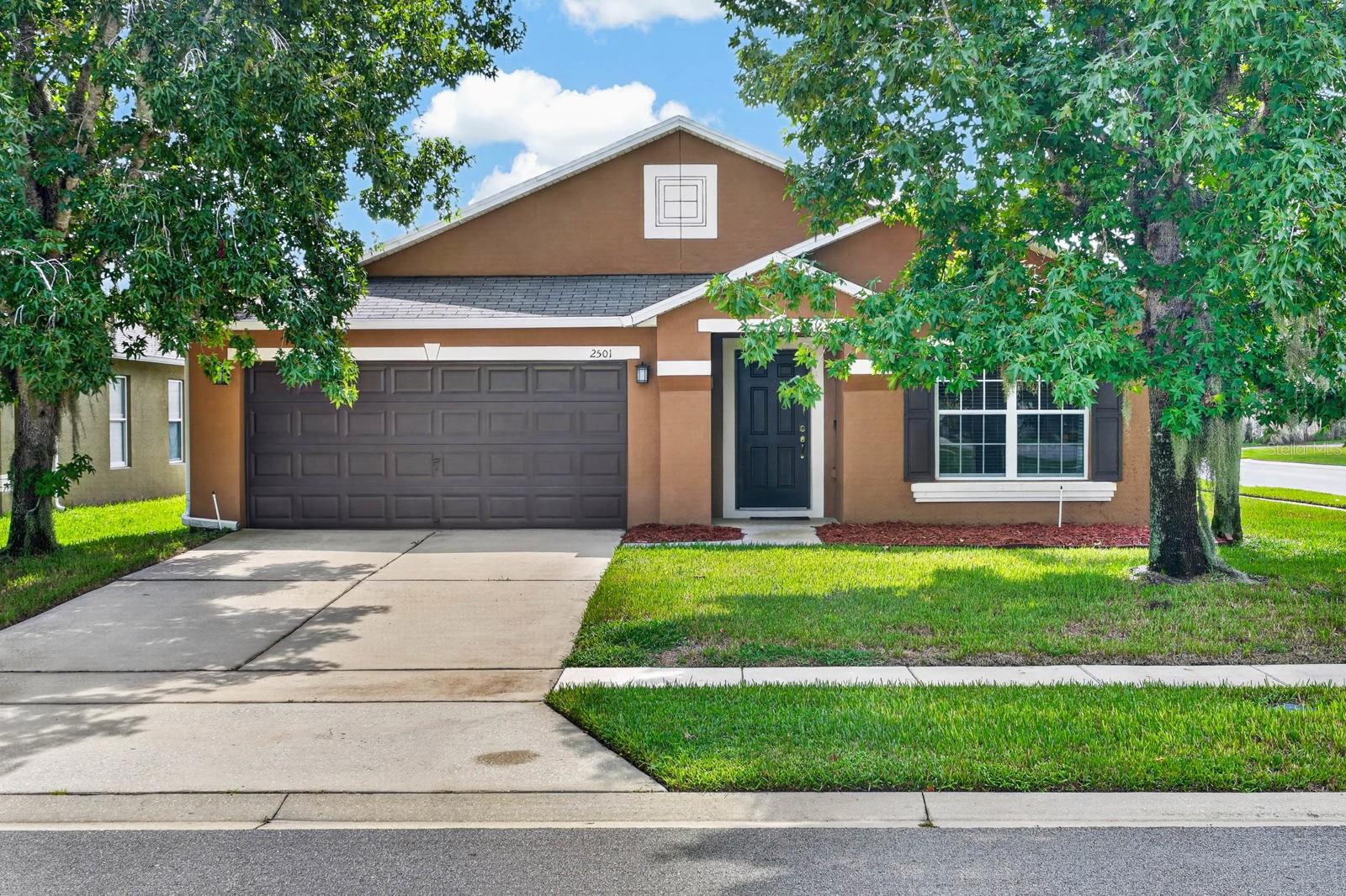 2501 BULLION LOOP