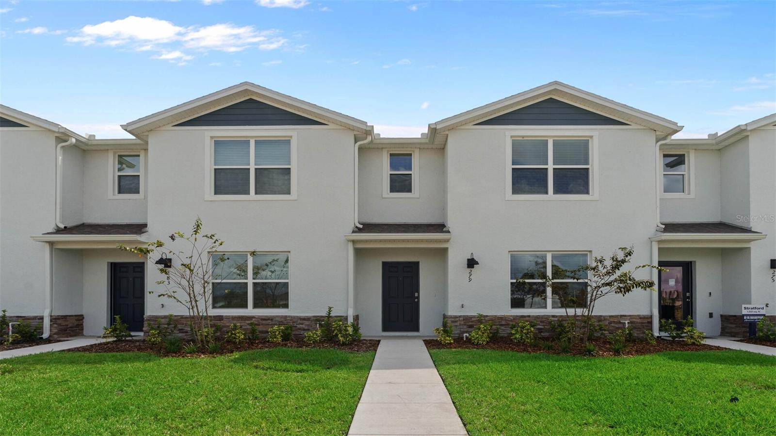 292 PRESTON COVE DRIVE