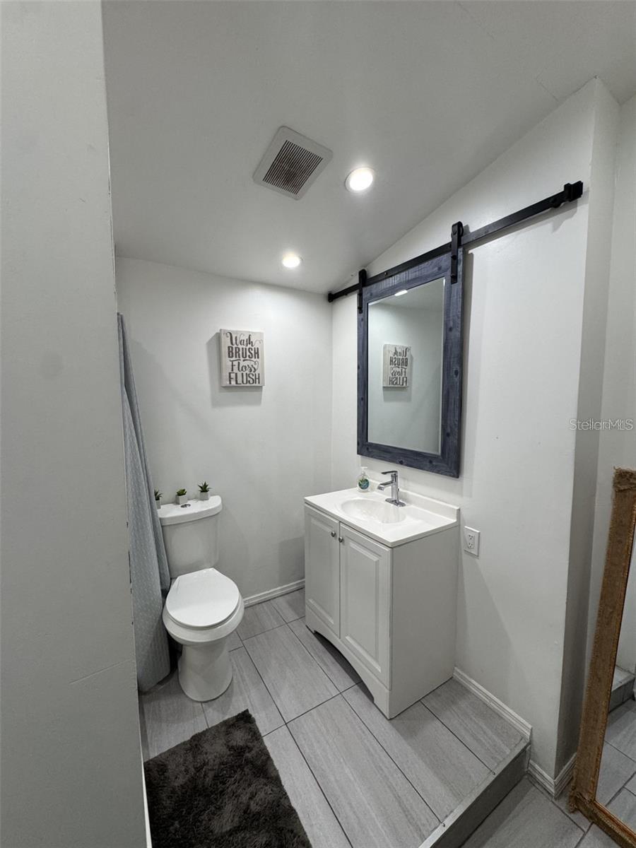 Photo 35