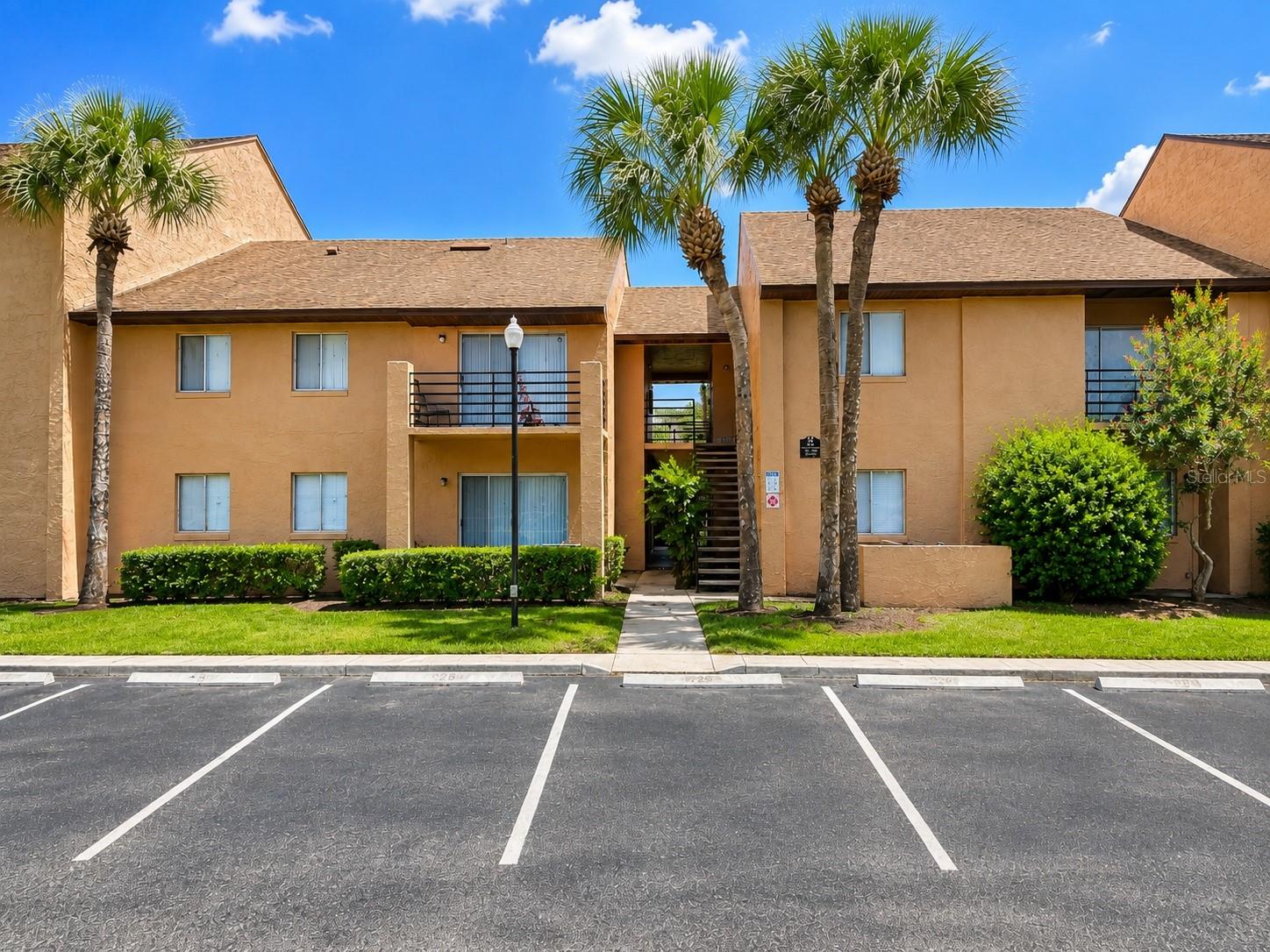 5220 VIA HACIENDA CIRCLE Unit A112