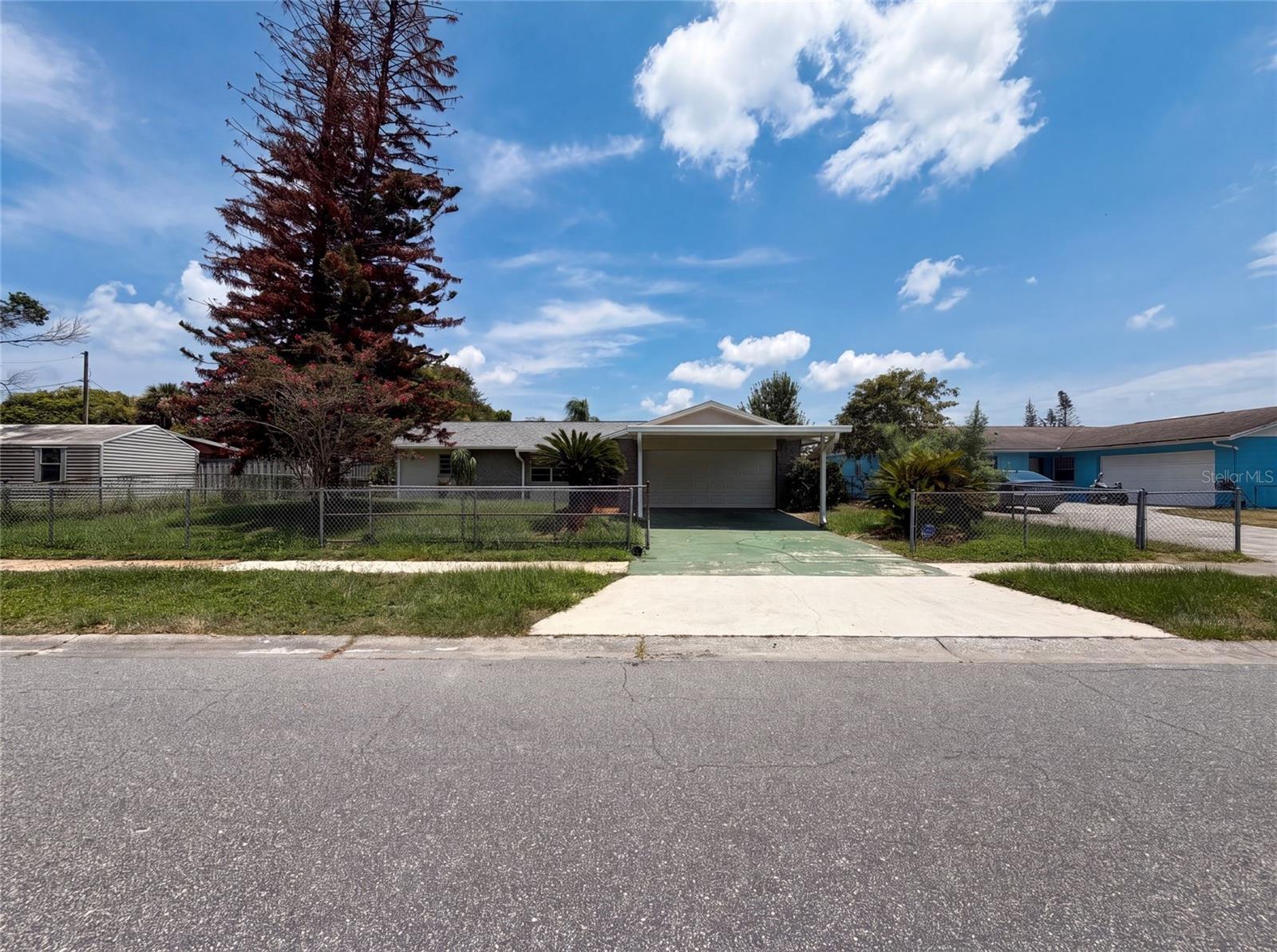 855 MURDOCK BOULEVARD