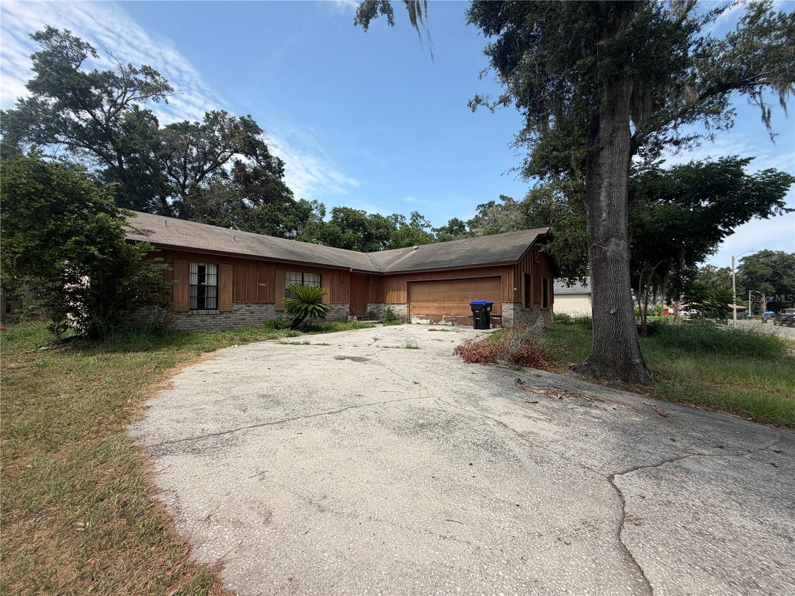 6234 SPARLING HILLS CIRCLE
