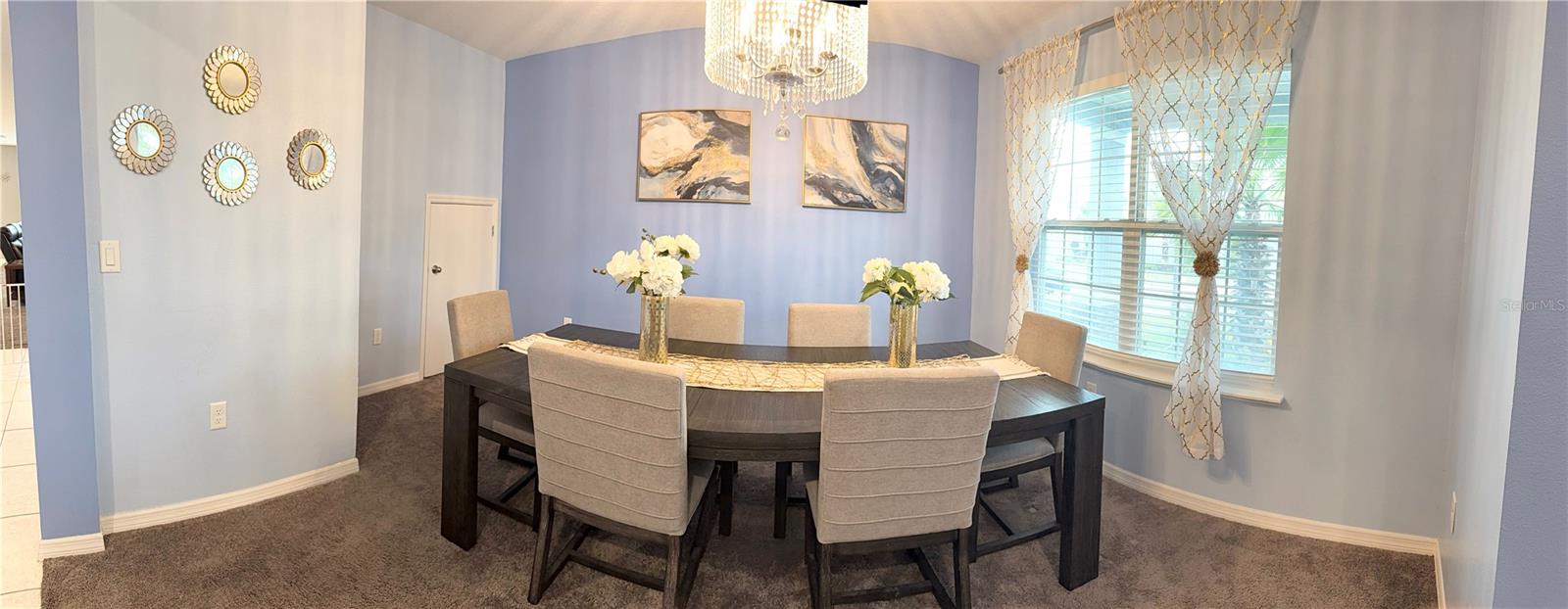 Listing photo 2 for 1150 Oak Bluff Dr
