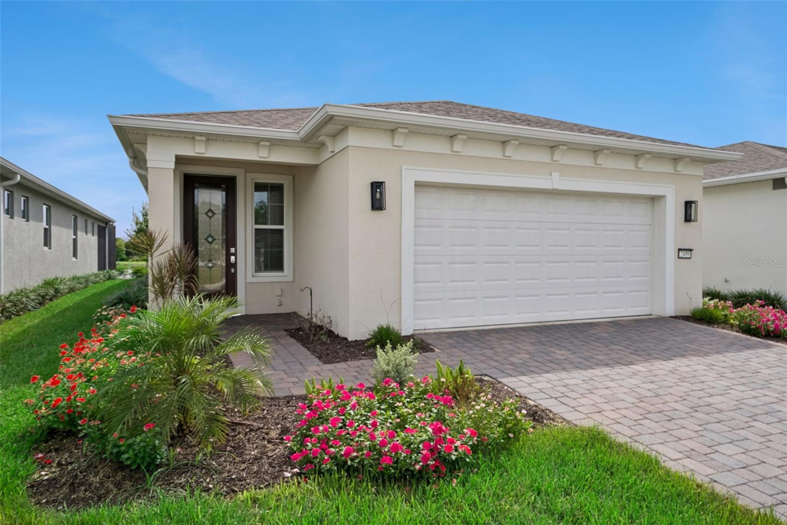 2499 CLIFF WAY