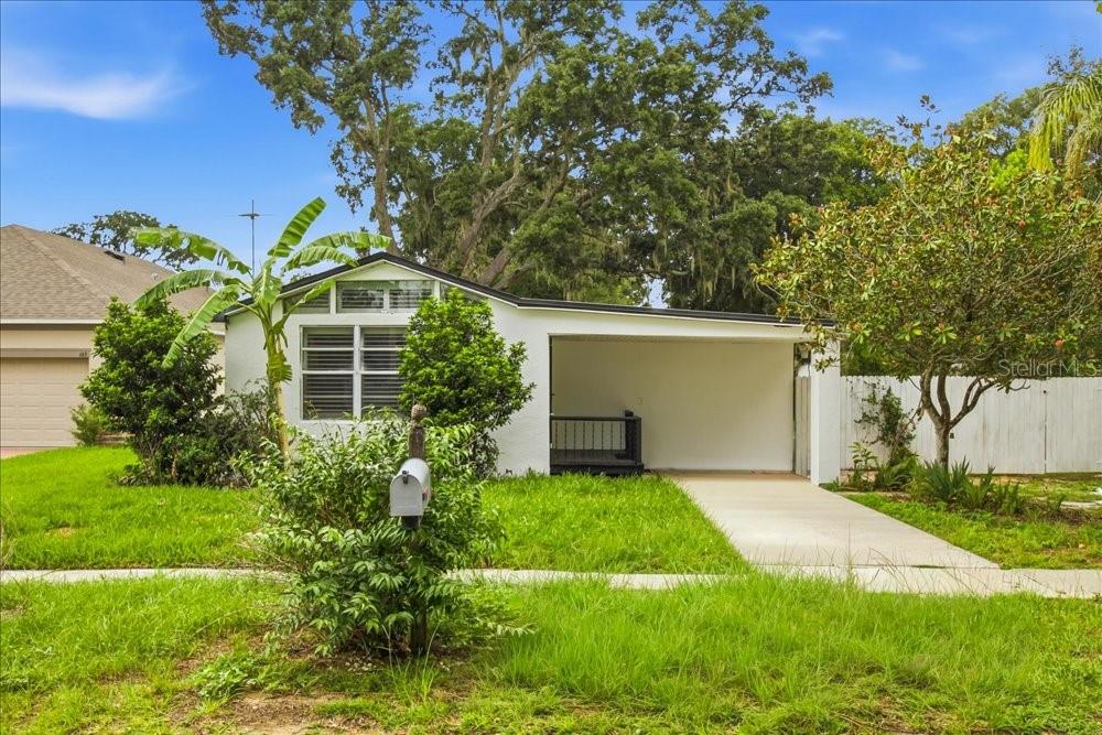 Listing photo 2 for 171 Stanley Bell Dr