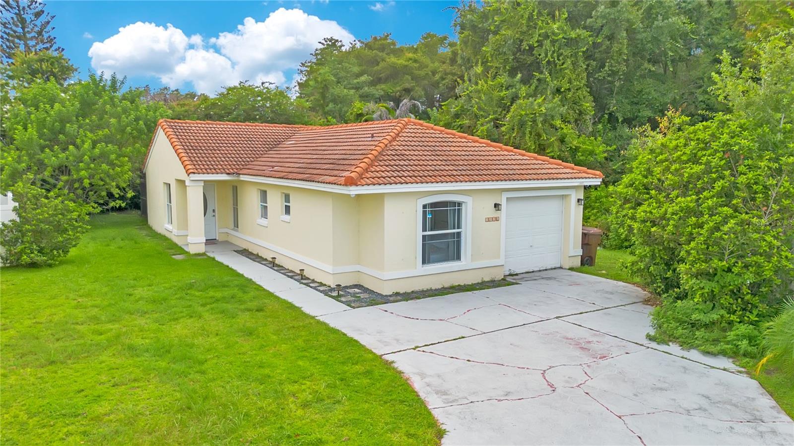 2346 CORDOVA COURT
