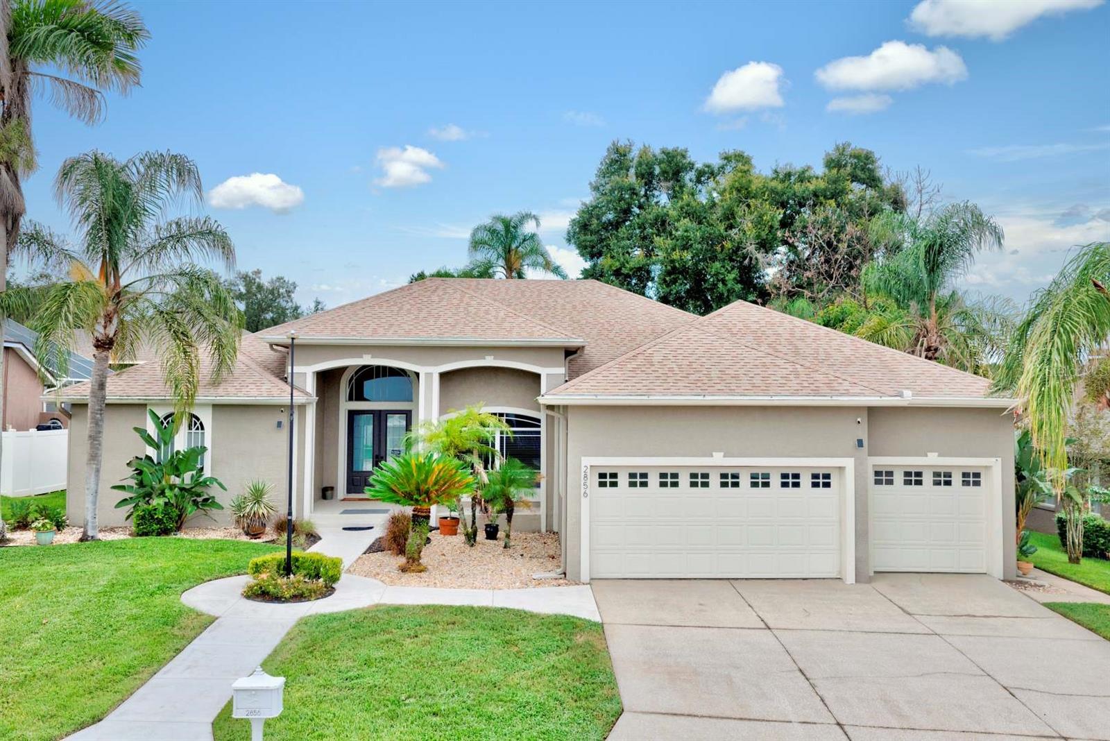 Listing photo 1 for 2856 Meridian Point Ln
