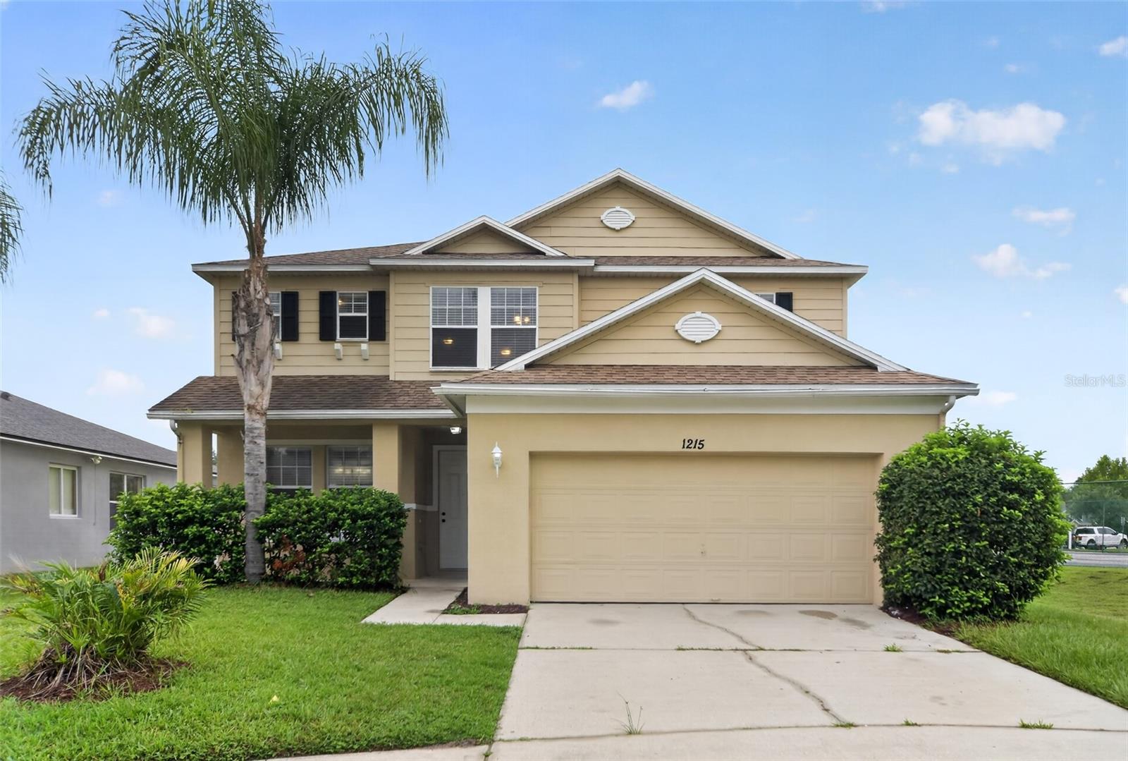 1215 ALAPAHA LANE