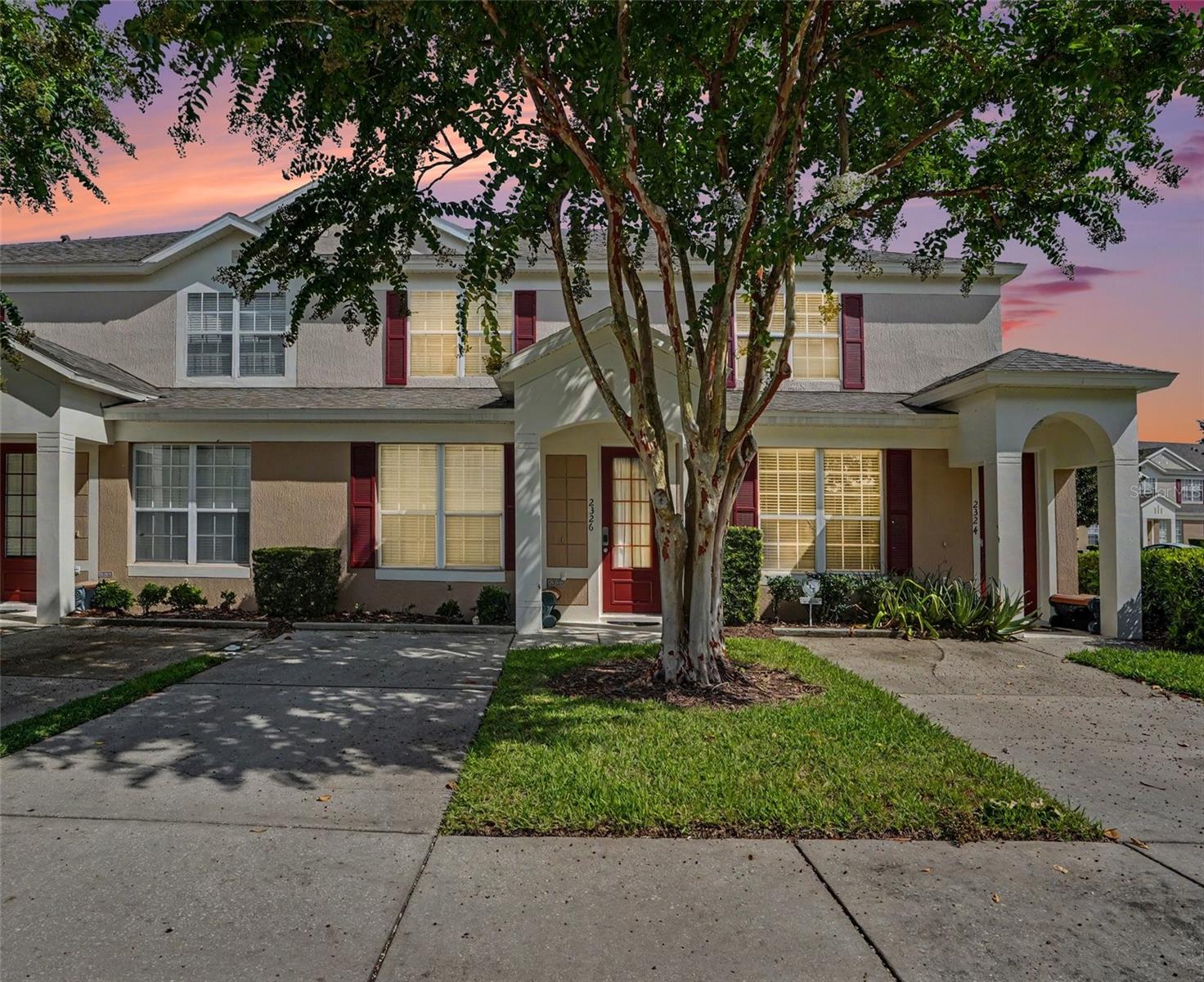 2326 SILVER PALM DR