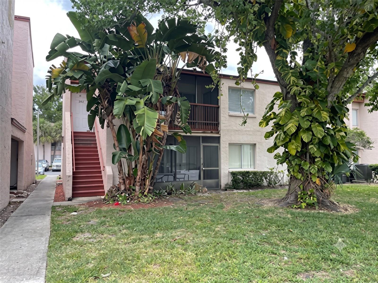 4322 LAKEWAY DRIVE Unit 13F