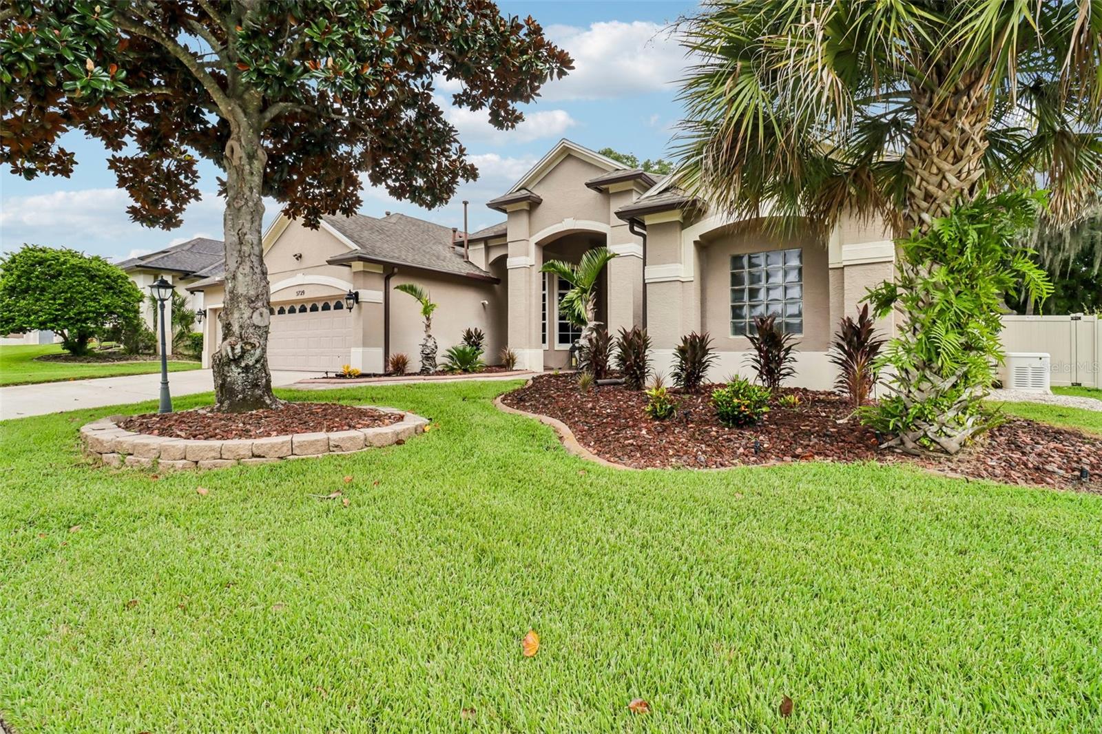 5729 OAK LAKE TRAIL