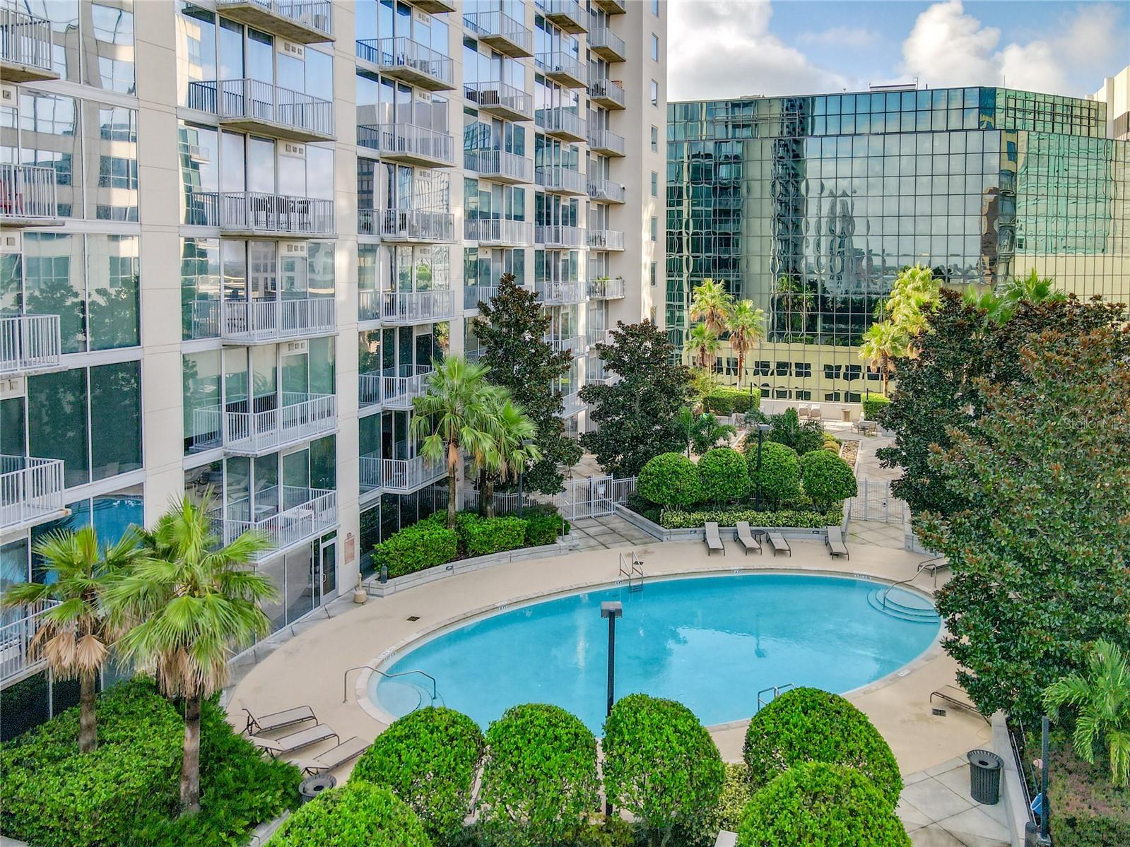 155 S COURT AVENUE Unit 1106