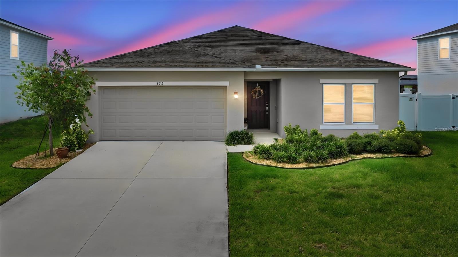 124 CITRINE LOOP