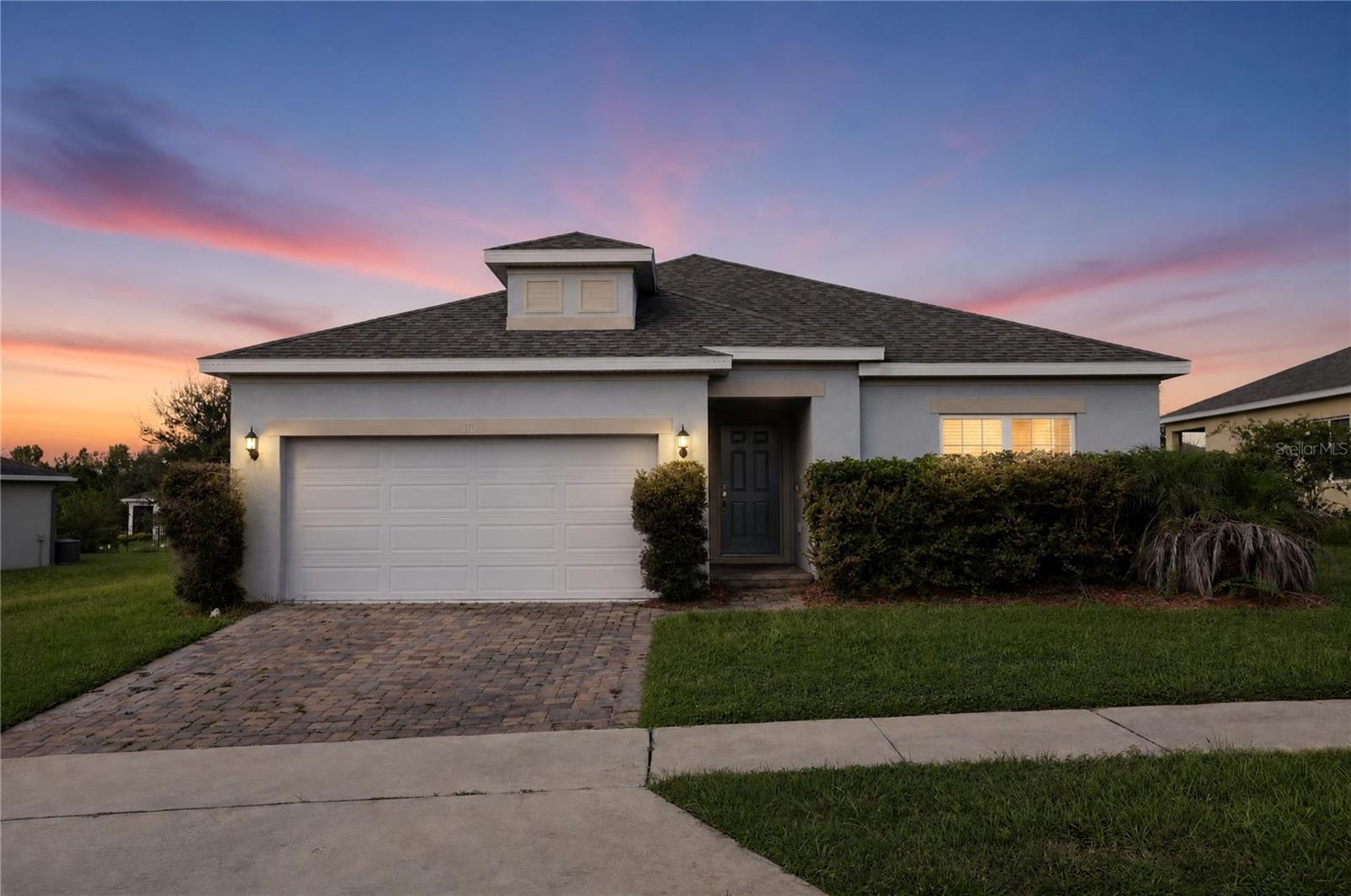 Listing photo 1 for 171 Hydra Way