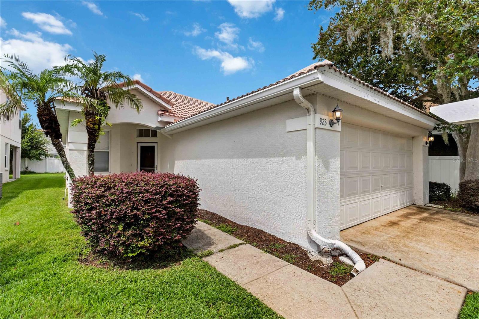 923 TORREY PINE DRIVE