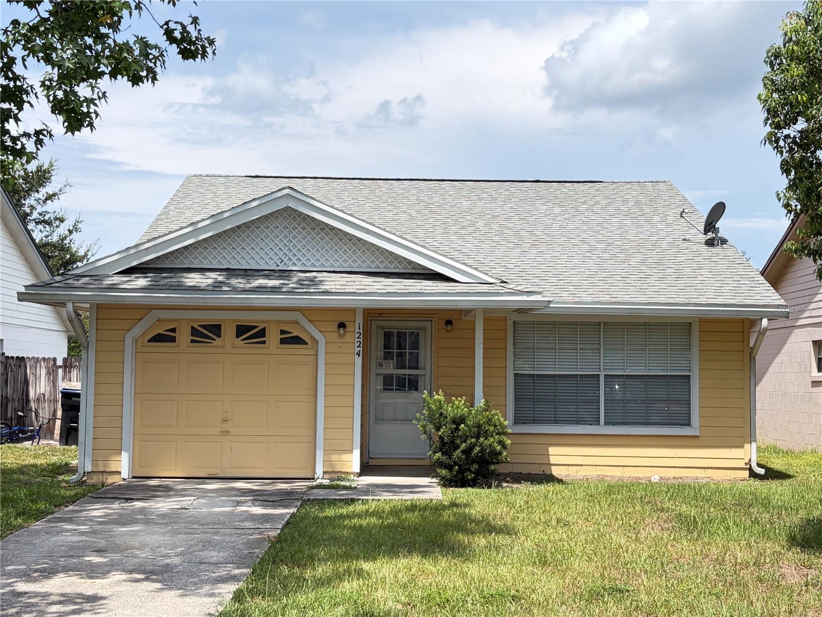 1224 ROMA COURT