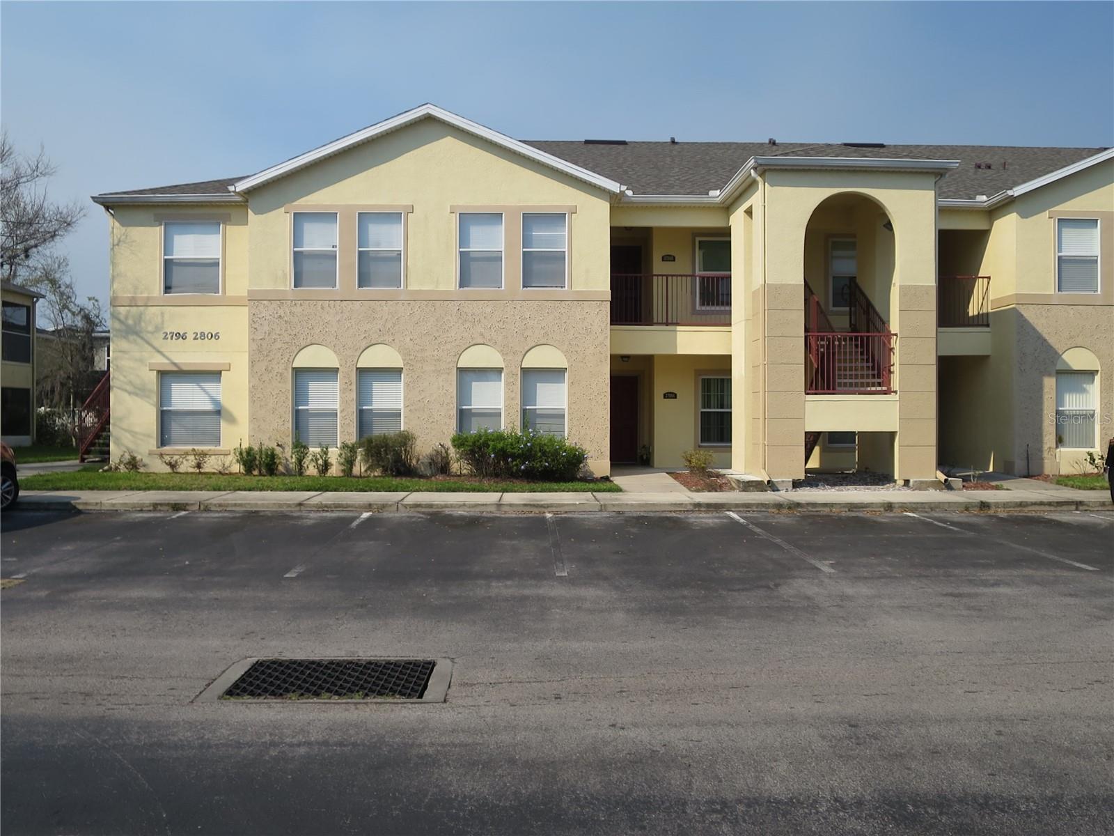 2806 CLUB CORTILE CIRCLE Unit B