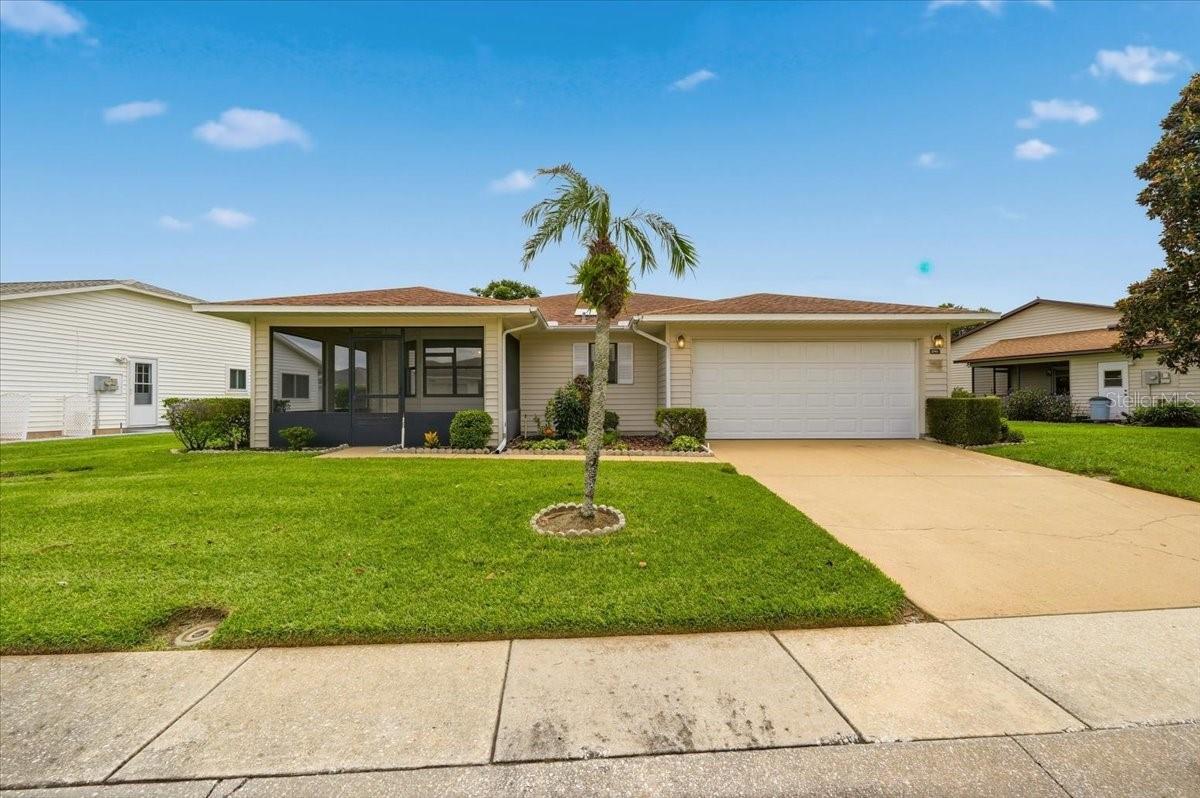 Listing photo 2 for 3741 Innisbrook Dr