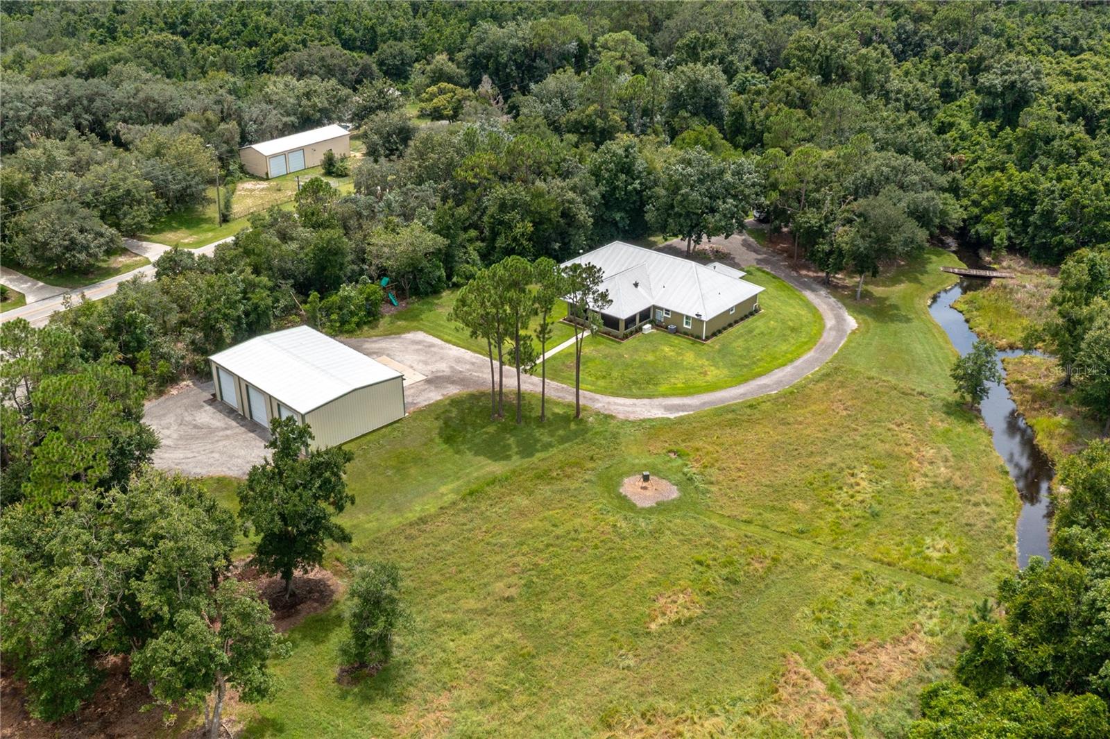 Listing photo 1 for 3629 Great Masterpiece Rd