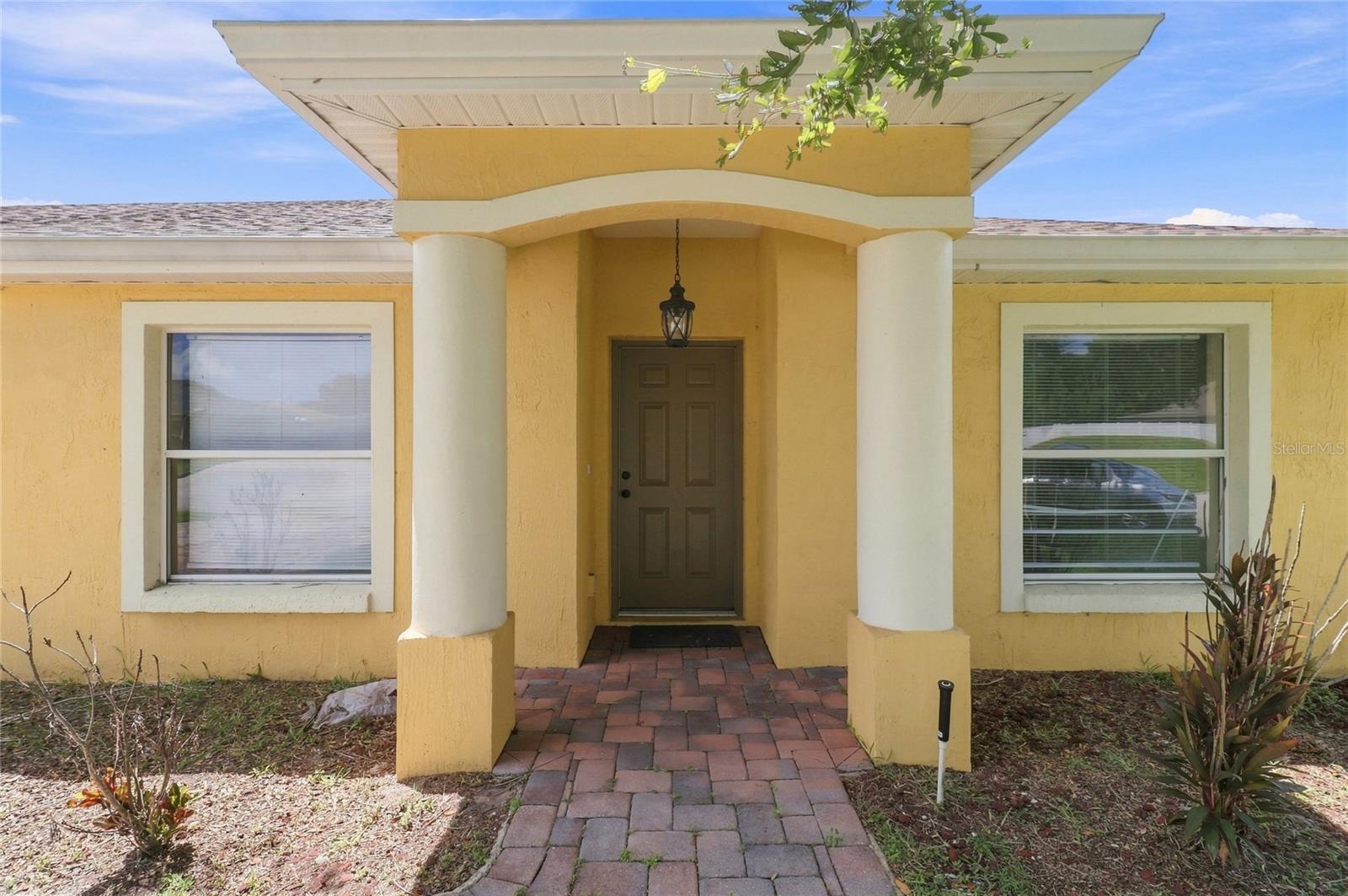 Listing photo 3 for 106 Majestic Gardens Ct