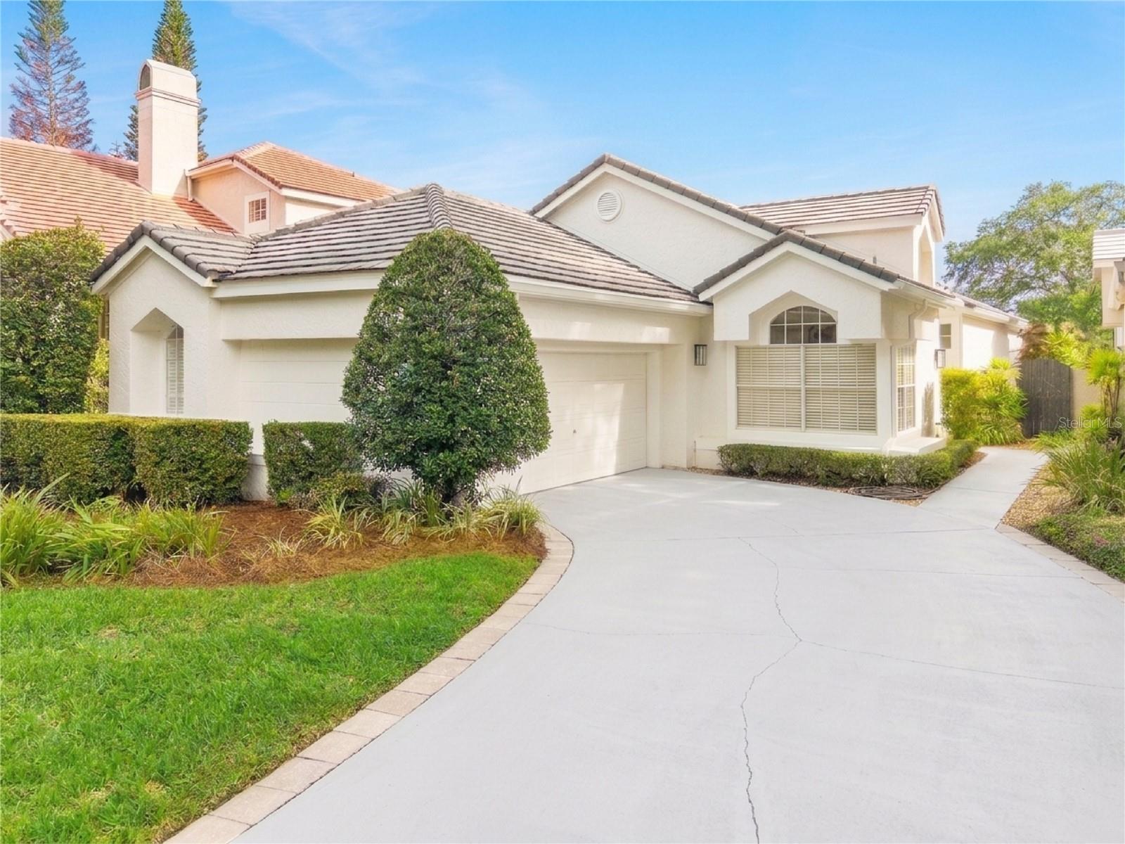 1240 GLENCREST DRIVE