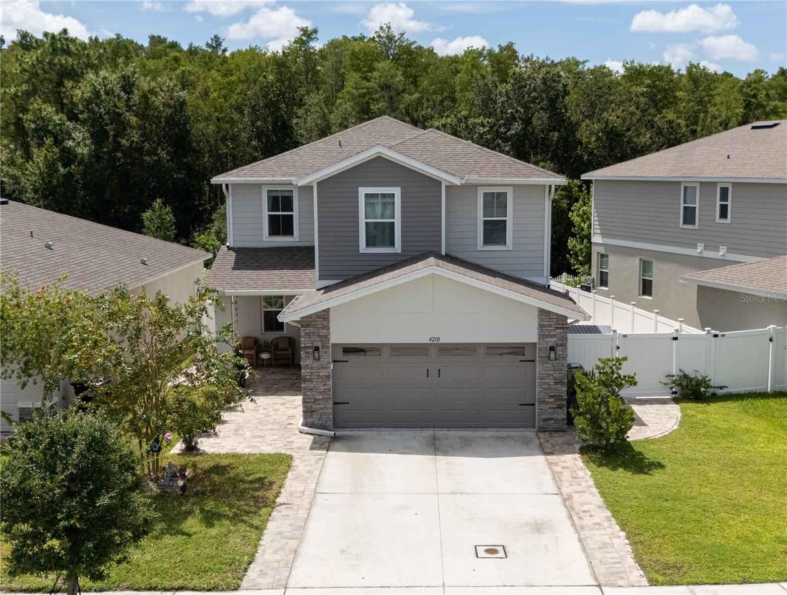 4210 SOUTHERN VISTA LOOP
