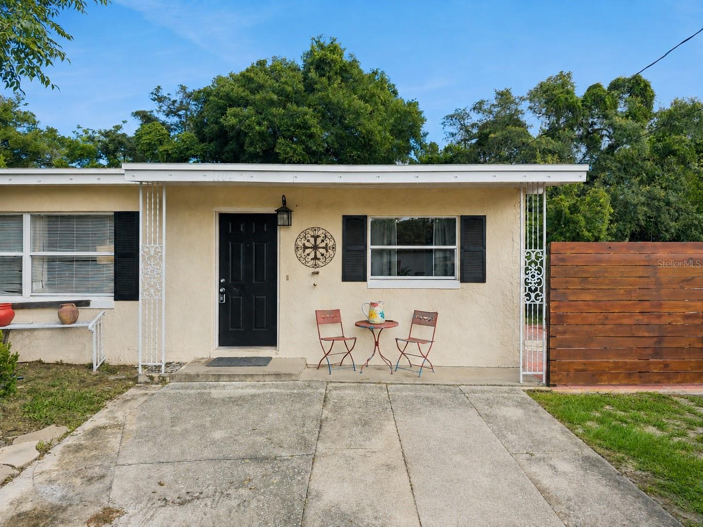 1104 MALCOM ROAD