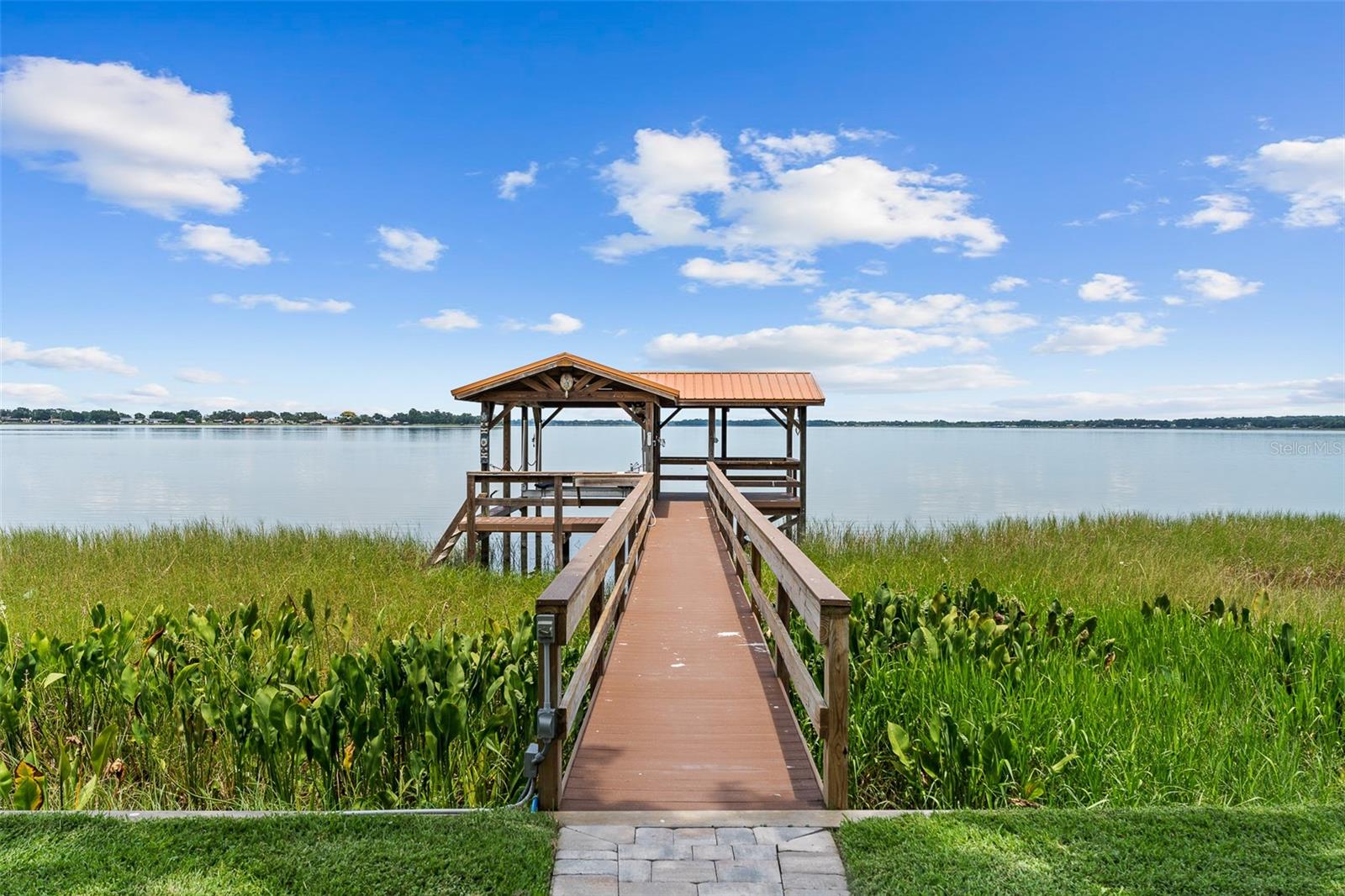Listing photo for 1412 Mosswood Dr