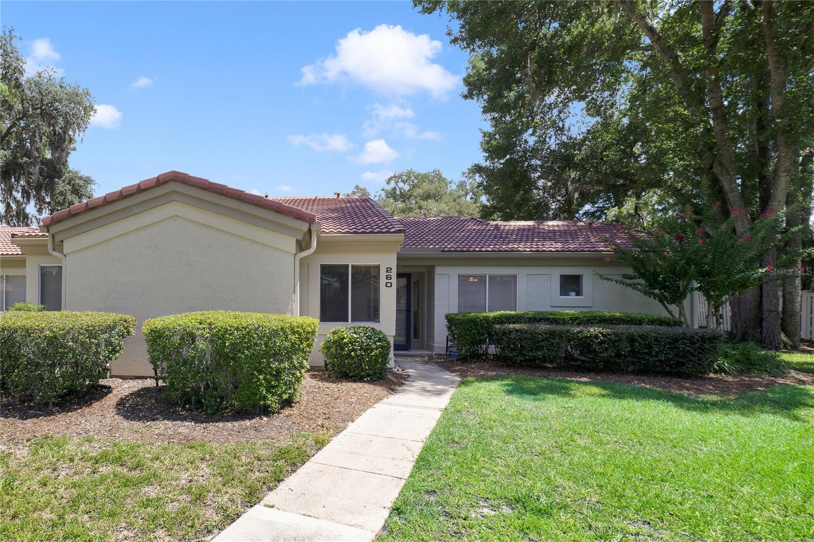 260 W SABAL PALM PLACE