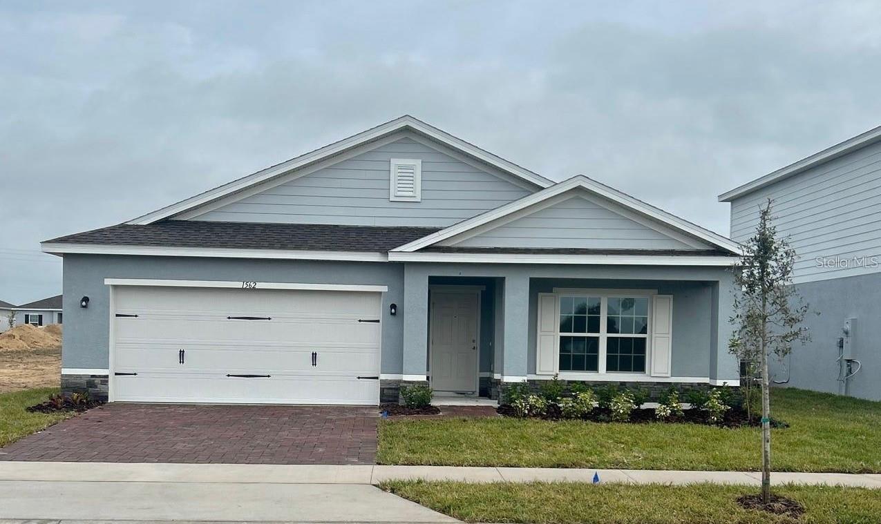 Listing photo 1 for 1562 Landon Ln