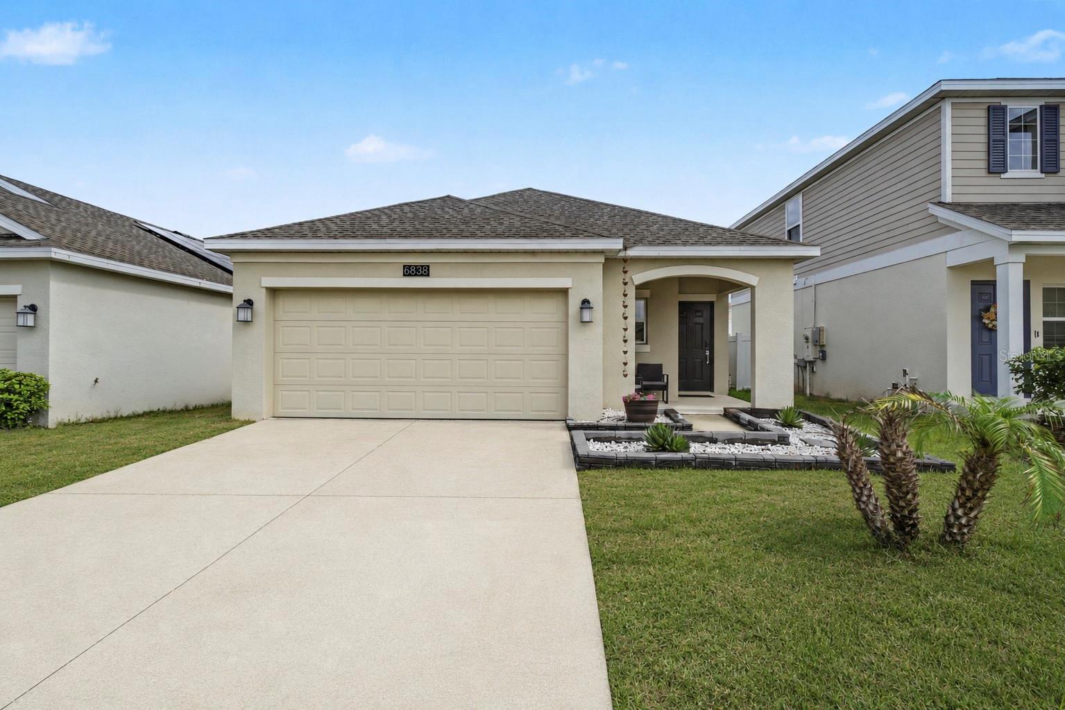 Listing photo 2 for 6838 Wilson Hammock Ave