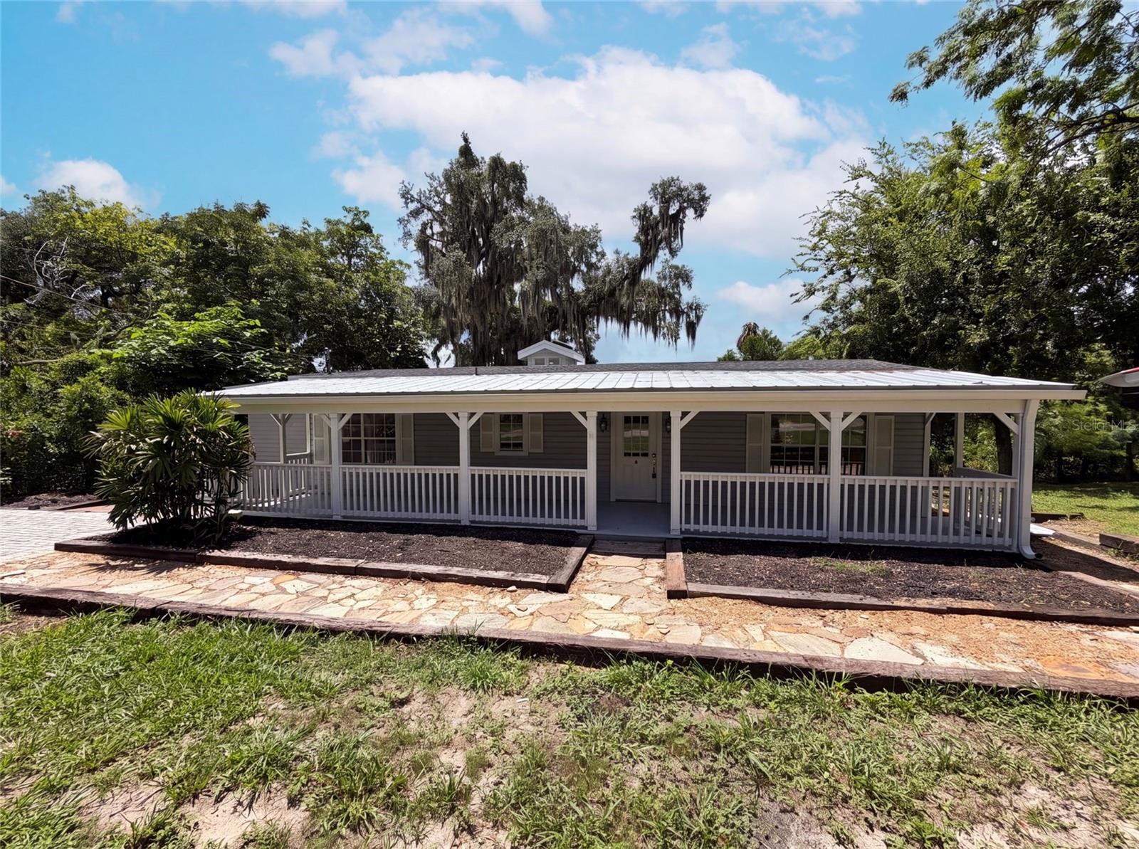 175 LAKE GENEVA ROAD