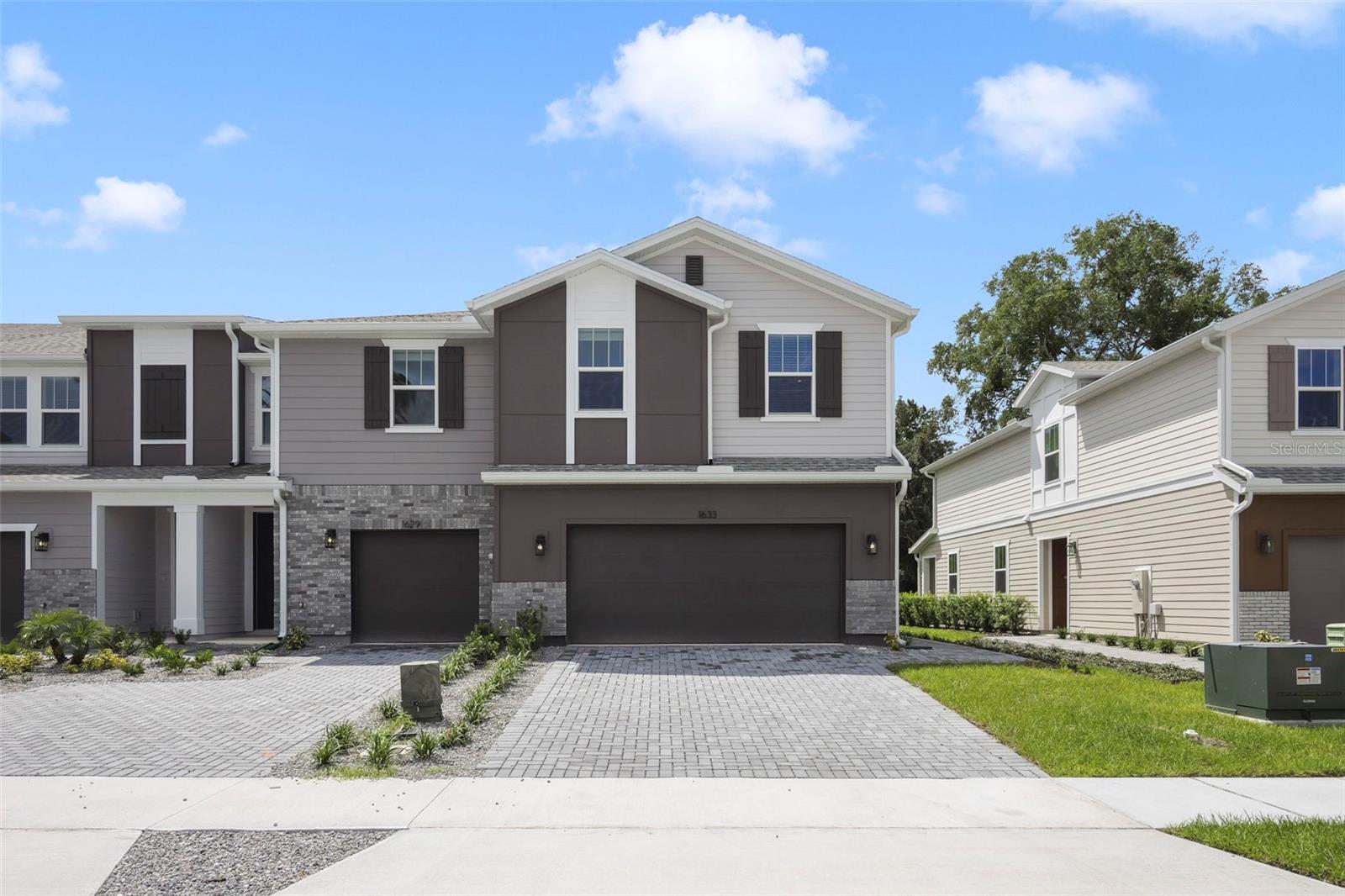 Listing photo for 1633 Greenleaf Woods Cv