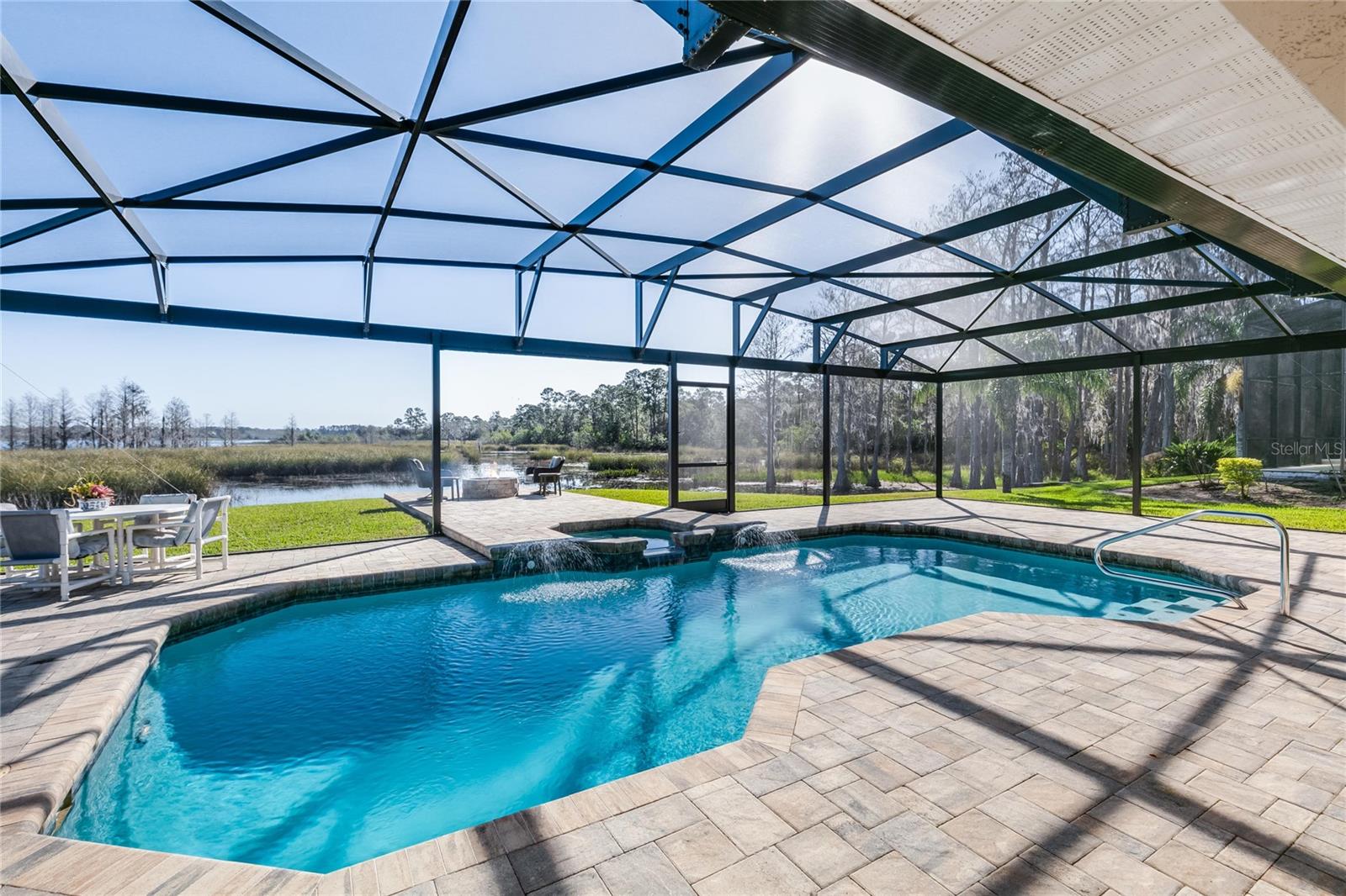 Photo 34