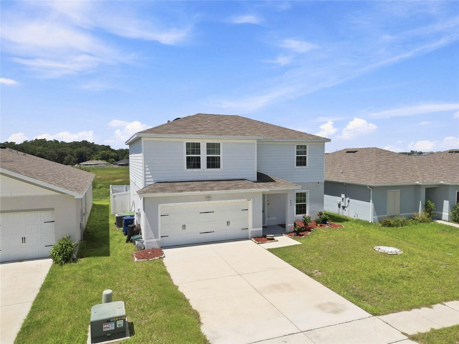 Listing photo 2 for 662 Eagle Landing Blvd