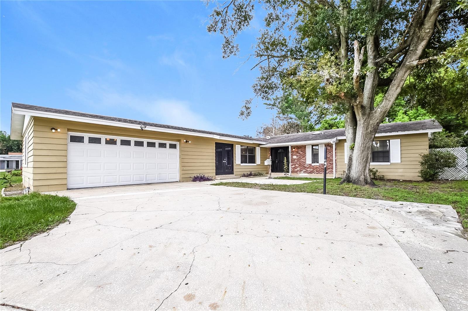 6529 PRECOURT DRIVE