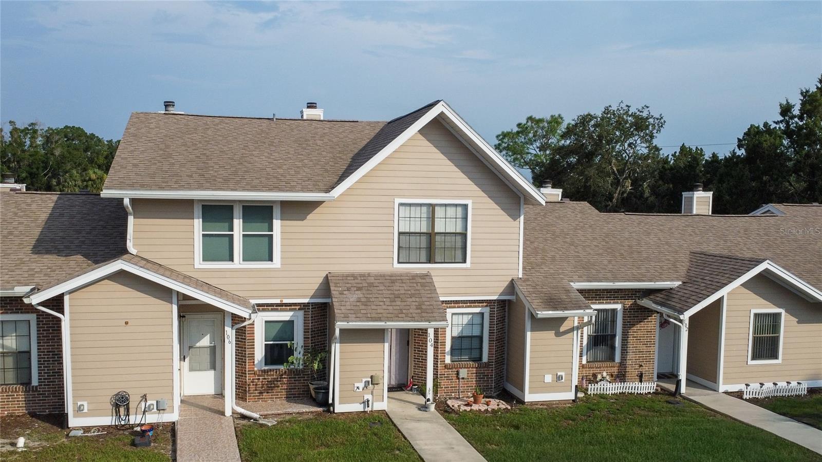 104 HIDDEN ARBOR COURT